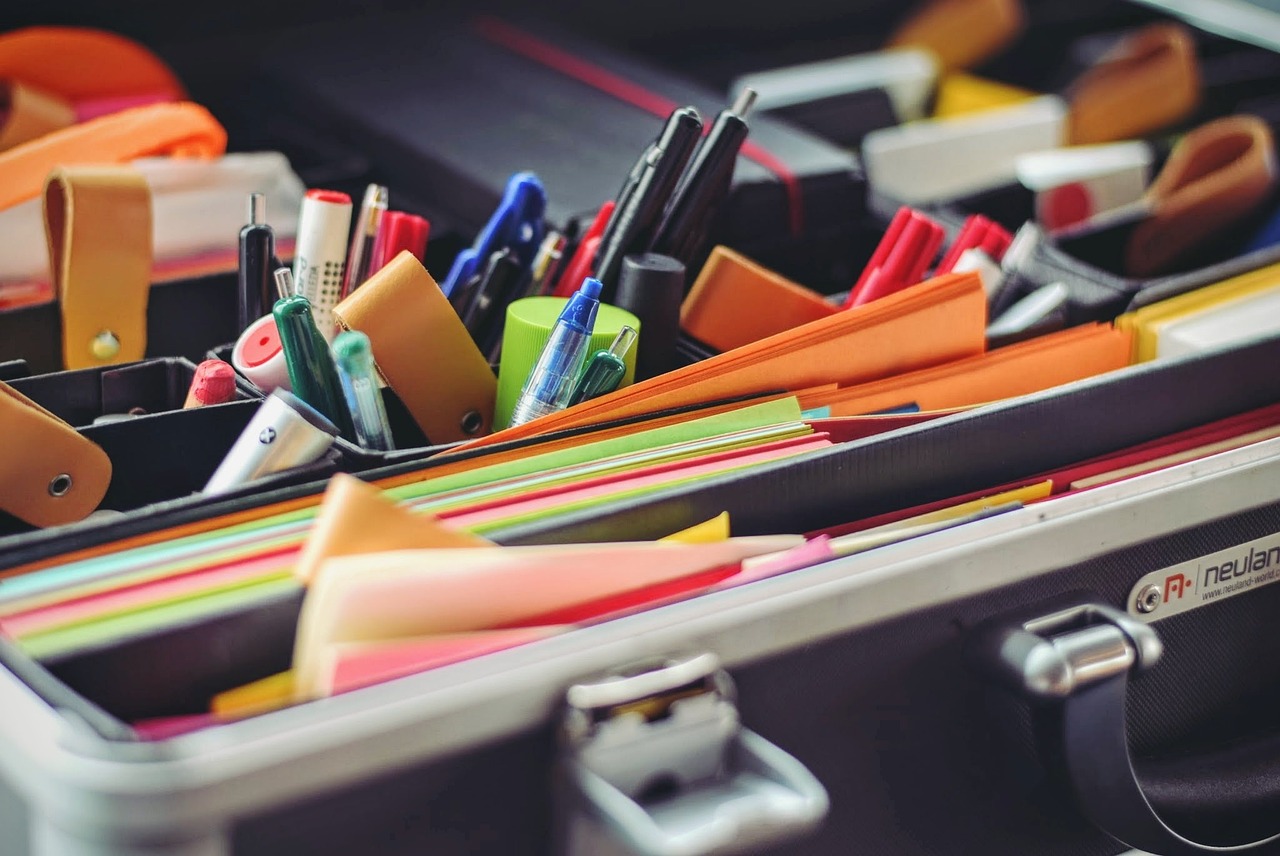 bag, pen, business, creative, pencil, pocket, corporate, management, manager, office, secretary, success, paper, sticky note, management, management, management, management, management, manager, secretary, secretary, secretary